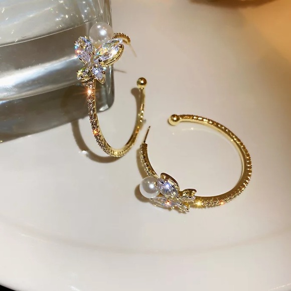 New 18k gold plated luxury flowers earrings - Picture 3 of 5